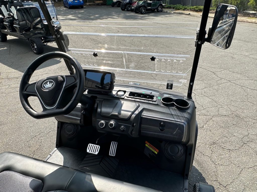 LITHIUM Street Ready Golf Cart, Fully Loaded Evolution D5 Maverick 6 ...